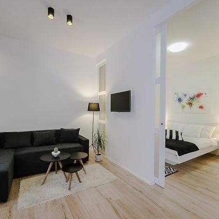 Apartment British Square With Parking Zágráb Szoba fotó